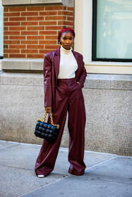 bottega veneta bag, burgundy leather suit, burgundy wide leg pants, white turtleneck top, burgundy jacket, fashion week, frenchystyle, FW, jonathan paciullo, street style, NYFW, NEW YORK, AUTUMN WINTER 2022-2023, FALL WINTER 2022_2023, FW 22-23, vertical, full length