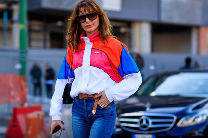 atmosphere details, AUTUMN WINTER 2017-2018, AW 17-18, blue denim, denim pants, detail, ece sukan, FALL WINTER 2017-2018, fashion week, frenchystyle, FW, FW 17-18, graphic jacket, horizontal, jeans, jonathan paciullo, MFW, MILAN, pink, printed jacket, rain jacket, red, street style, sunglasses, trousers, white