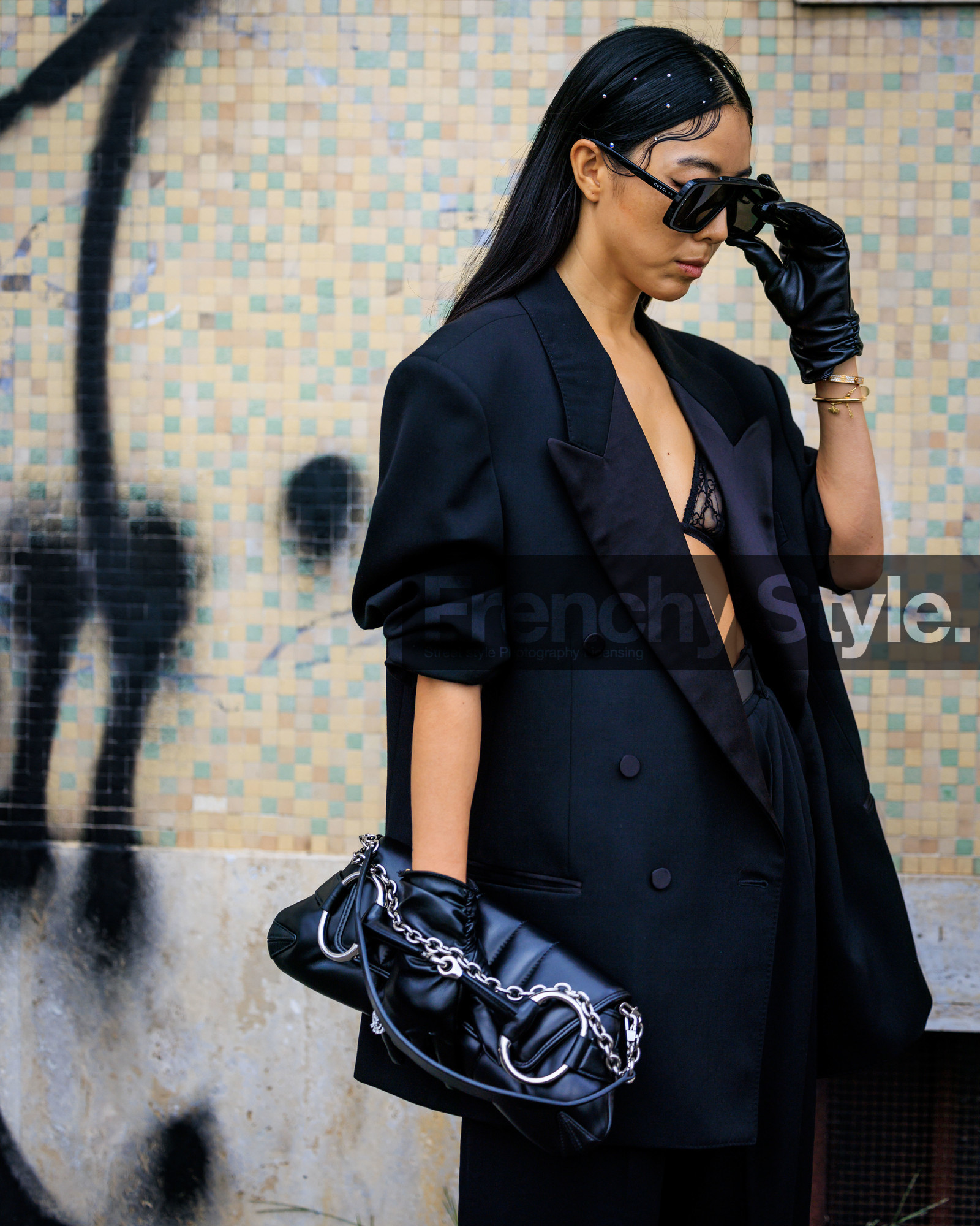 street style, jonathan paciullo, FW, fashion week, frenchystyle, MFW, MILAN, SPRING SUMMER 2024, SS 24, vertical, atmosphere details, detail