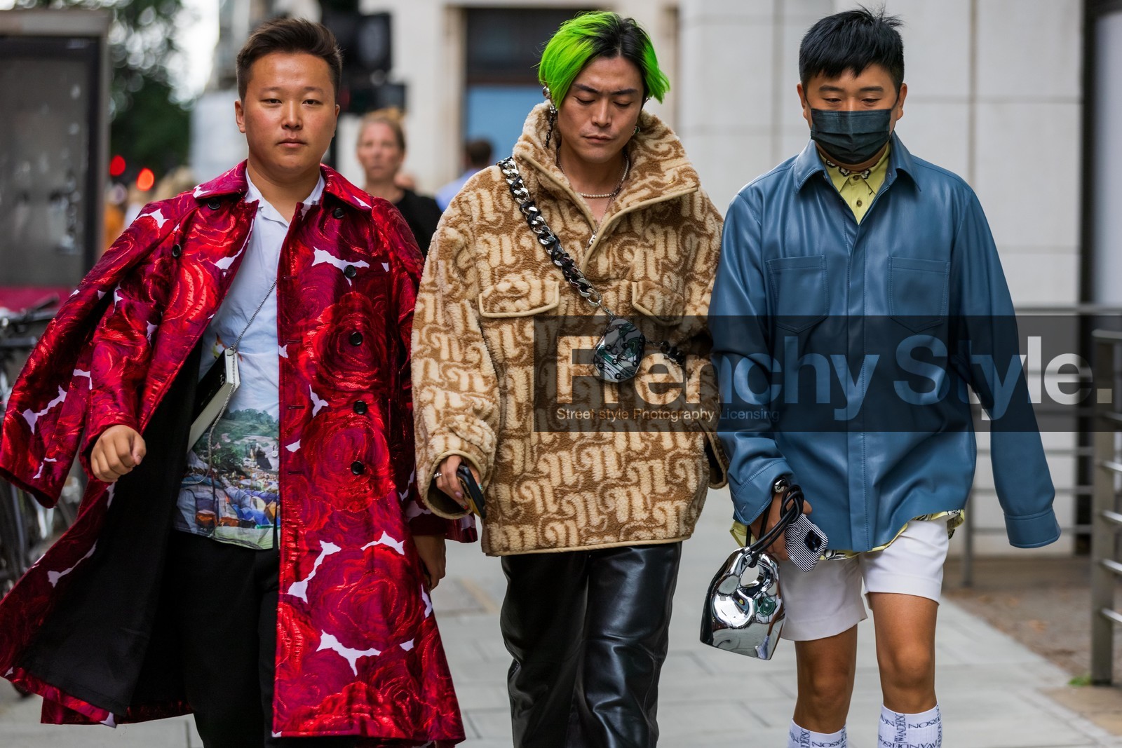 Tian Wei Zhang, Yu Masui, Declan Chan, silver, crossbody bag, handbag, mini bag, jacket, print, flowers, leather, black, red, blue, white, short, shorts, pants, shirt, coat, fashion week, frenchystyle, FW, jonathan paciullo, street style, SPRING SUMMER 2022, SS 22, LFW, LONDON, horizontal, atmosphere details, detail