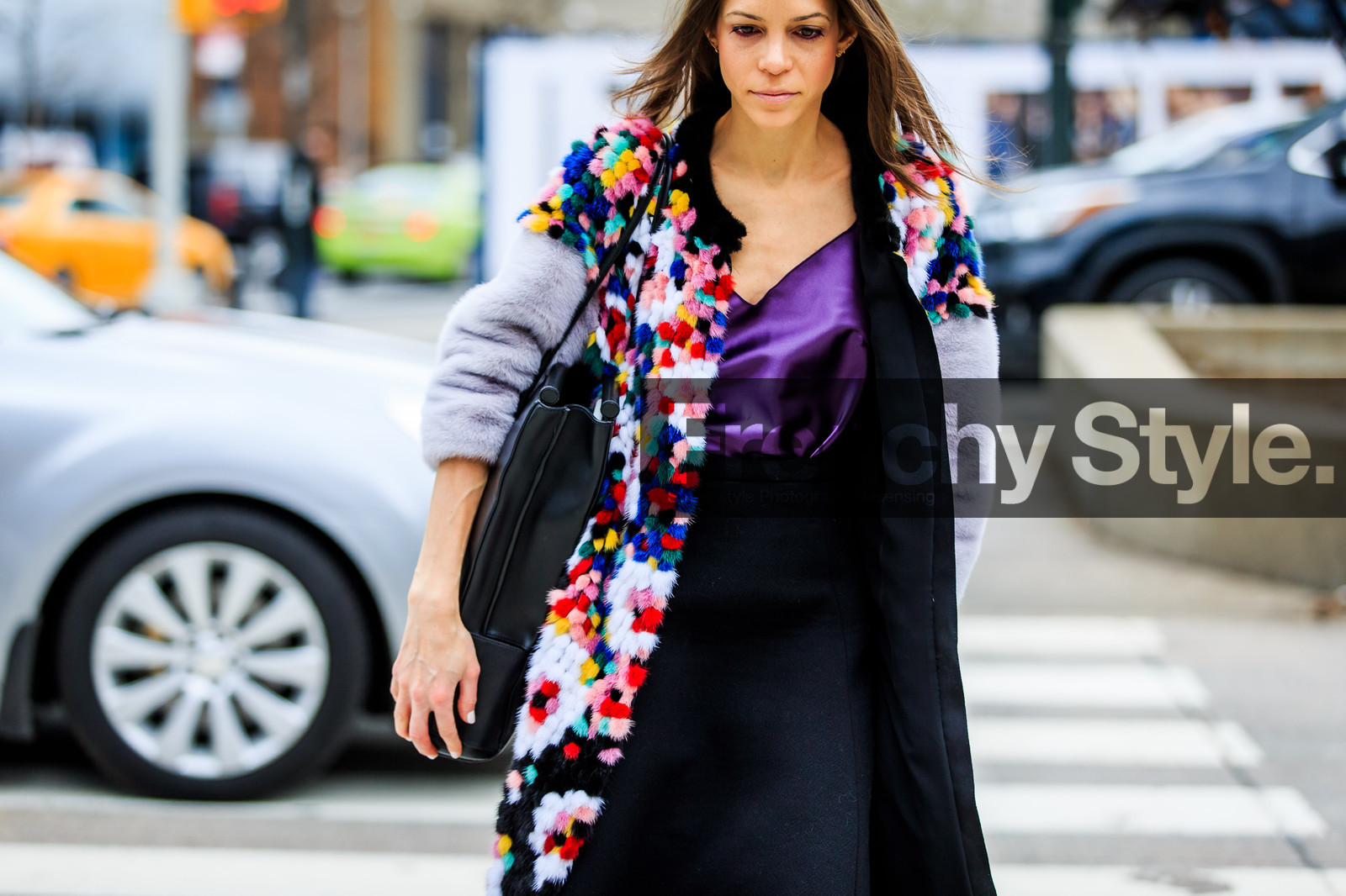 atmosphere details, AUTUMN WINTER 2016-2017, AW 16-17, detail, fashion week, frenchystyle, fur coat, FW, FW 16-17, horizontal, jonathan paciullo, multicolor, NEW YORK, NYFW, purple top, street style, woman