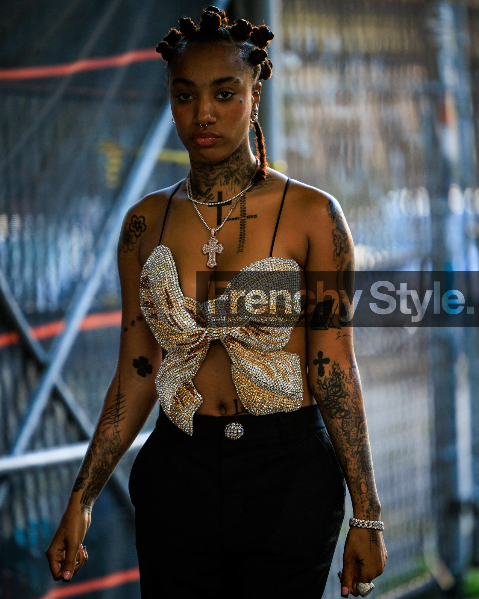 jonathan paciullo, FW, frenchystyle, fashion week, street style, vertical, detail, atmosphere details, NEW YORK, NYFW, SPRING SUMMER 2024, SS 24