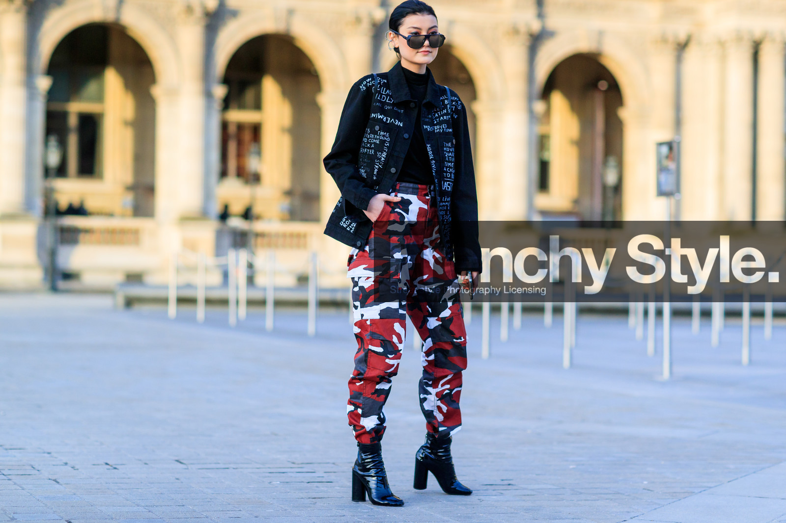 atmosphere details, AUTUMN WINTER 2017-2018, AW 17-18, black denim, black jacket, black shoes, black sweater, camo pants, camouflage, denim jacket, FALL WINTER 2017-2018, fashion week, frenchystyle, full length, FW, FW 17-18, graphic jacket, high heels, horizontal, jonathan paciullo, leather shoes, PARIS, PFW, printed jacket, printed pants, red pants, street style, sunglasses, trousers