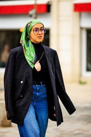 glasses, 80S glasses, head scarf, green scarf, printed scarf, closeup: golden loop, plaid blazer, navy blue blazer, black turtleneck, street style, jonathan paciullo, FW, frenchystyle, fashion week, AUTUMN WINTER 2022-2023, FALL WINTER 2022_2023, FW 22-23, PFW, PARIS, vertical, detail
