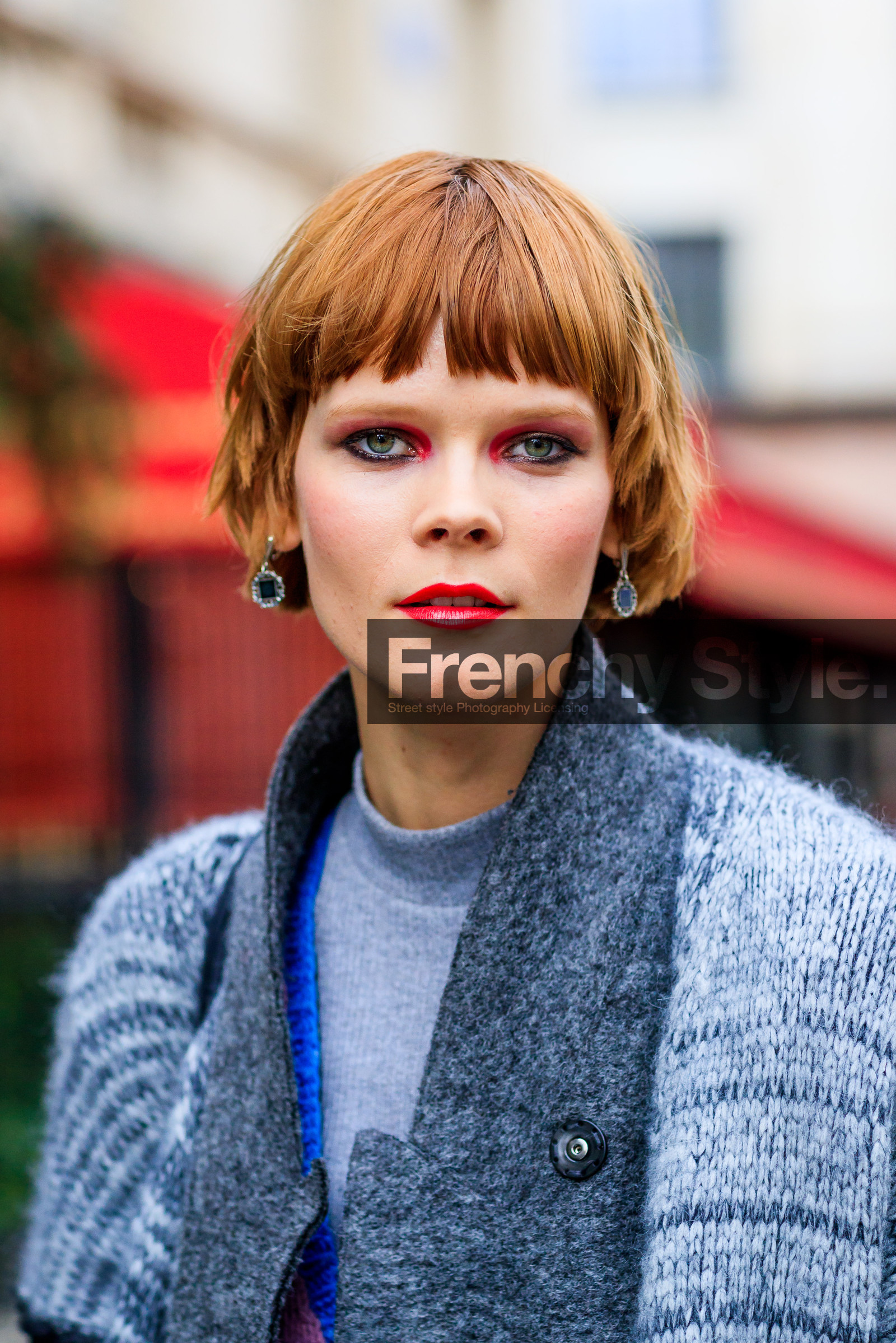 atmosphere details, AUTUMN WINTER 2017-2018, AW 17-18, detail, earrings, eyeliner, eyeshadow, FALL WINTER 2017-2018, fashion week, frenchystyle, FW, FW 17-18, grey cardigan, grey sweater, grey t shirt, irina kravchenko, jonathan paciullo, model, PARIS, PFW, portrait, red lips, street style, vertical