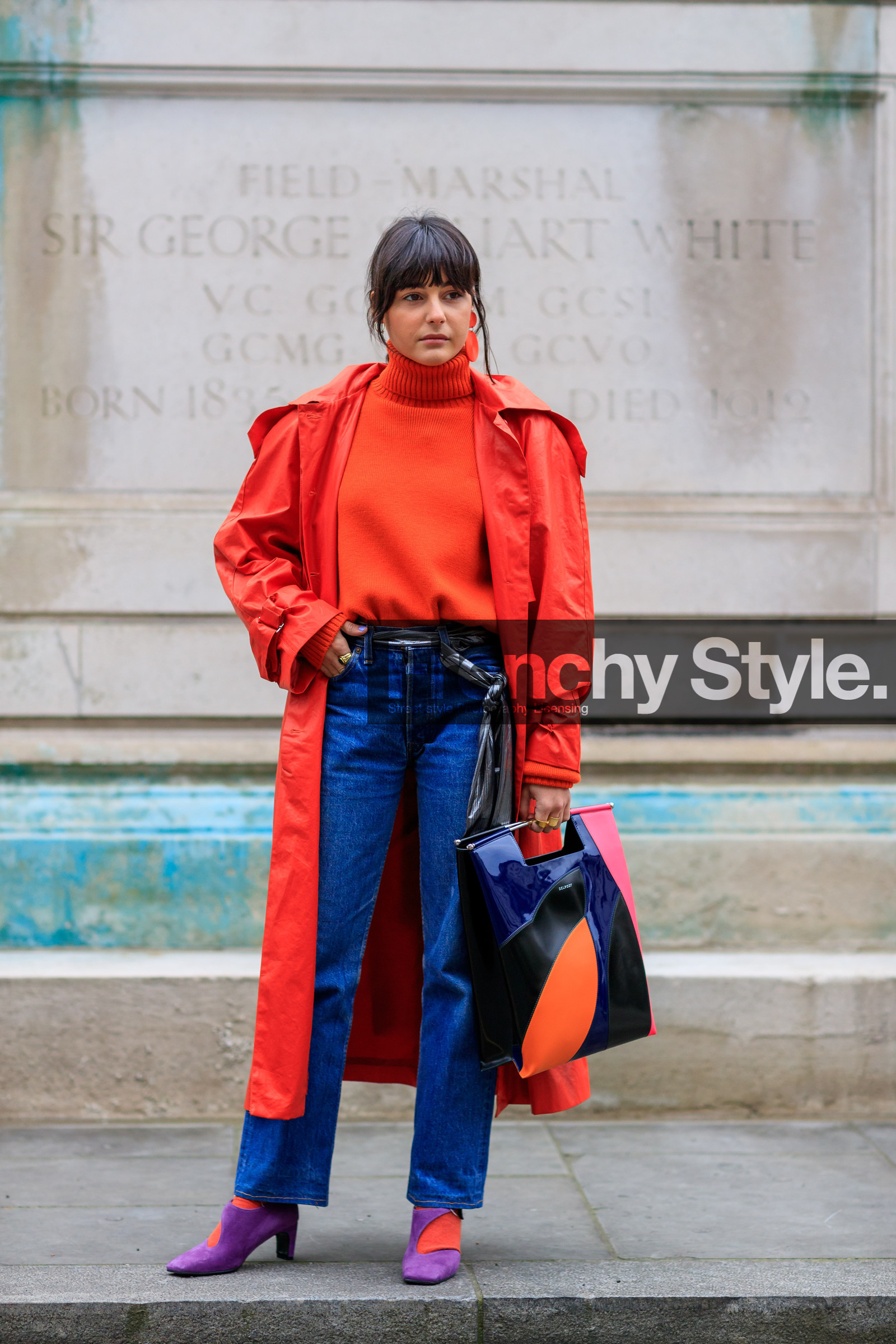 belt, black bag, blue denim, denim pants, graphic bag, high heels, jeans, leather bag, leather shoes, multicolor bag, printed bag, purple shoes, red coat, red sweater, trousers, street style, jonathan paciullo, FW, frenchystyle, fashion week, LFW, LONDON, AUTUMN WINTER 2018-2019, AW 18-19, FALL WINTER 2018-2019, FW 18-19, vertical, full length