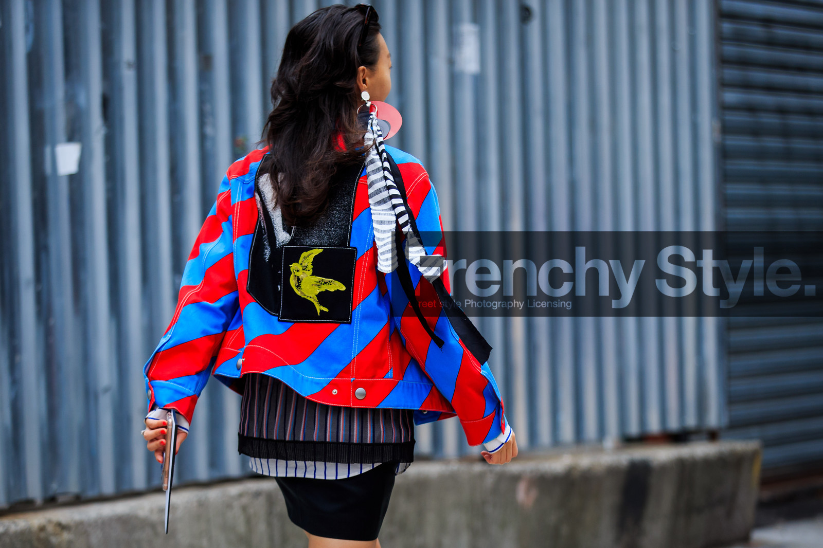 atmosphere details, AUTUMN WINTER 2016-2017, AW 16-17, black, black skirt, blue, blue jacket, denim jacket, detail, earing, embroidered jacket, fashion week, frenchystyle, FW, FW 16-17, geometric, graphic jacket, horizontal, jonathan paciullo, NEW YORK, NYFW, red, red jacket, see through, street style, striped jacket, stripes, sunglasses, turquoise, woman