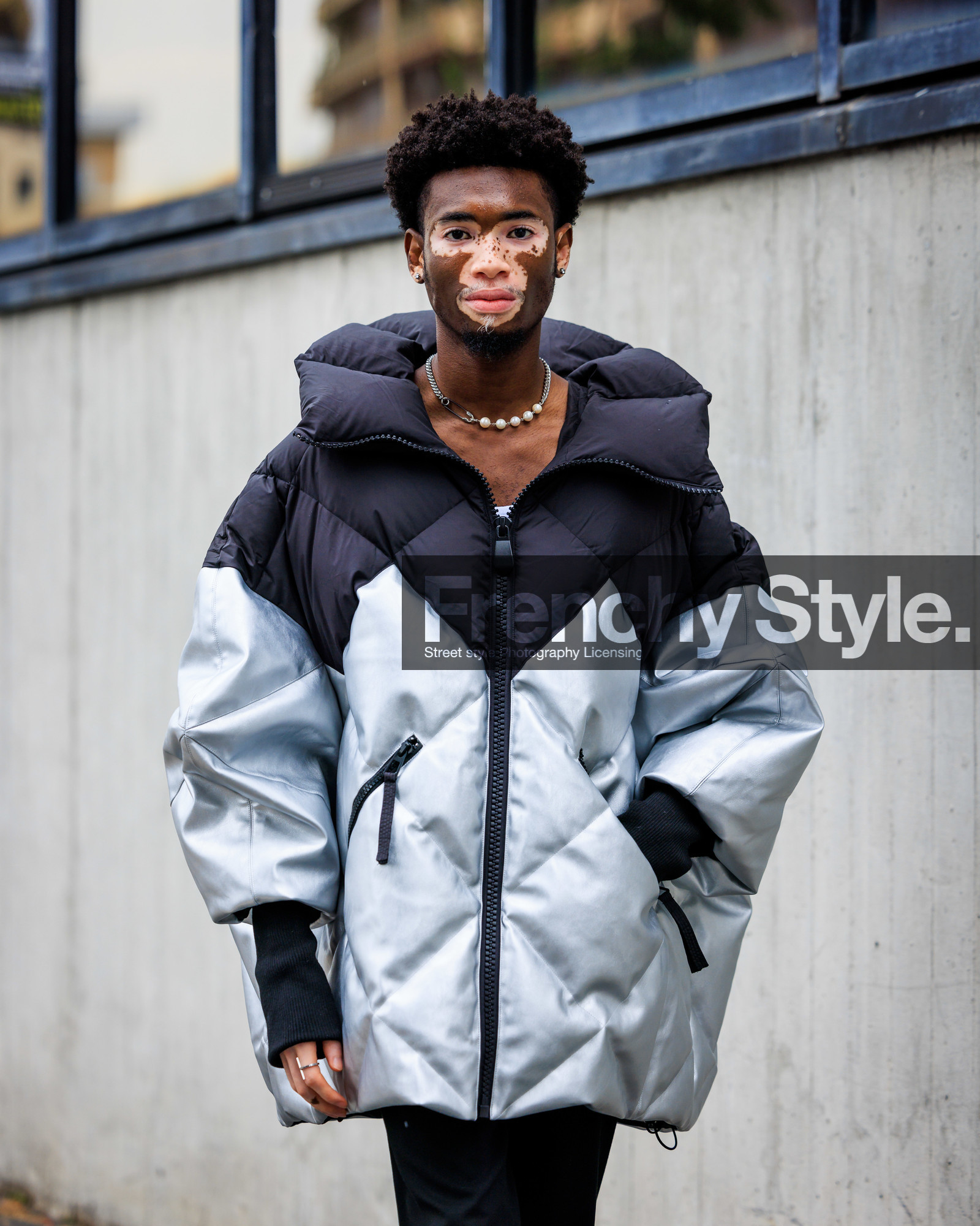 street style, jonathan paciullo, FW, fashion week, frenchystyle, MFW, MILAN, SPRING SUMMER 2024, SS 24, vertical, atmosphere details, detail