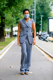 blue jacket, blue suits, blue pants, checked jacket, checked pants, checked suits, sleeveless jacket, golden necklace, flare pants, red jacket, red pants, red suits, covid face mask, tamu mcpherson, street style, jonathan paciullo, FW, frenchystyle, fashion week, MFW, MILAN, SPRING SUMMER 2021, SS 21, vertical, full length
