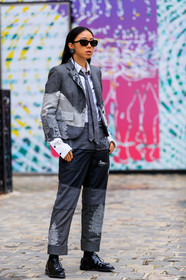 yuyu zhangzou, yuwei zhangzou, thom browne look, thom browne jacket, thom browne tie, thom browne shirt, thom browne pants, thom browne shoes, saint laurent sunglasses, black sunglasses, black earrings, heart shape earrings, strassed earrings, grey jacket, grey tie, grey total look, patchwork jacket, patchwork pants, used jacket, used pants, white shirt, black polish shoes, black leather derbie, laced shoes, flat shoes, fashion week, frenchystyle, FW, jonathan paciullo, street style, PFW, PARIS, SPRING SUMMER 2020, SS 20, horizontal, full length