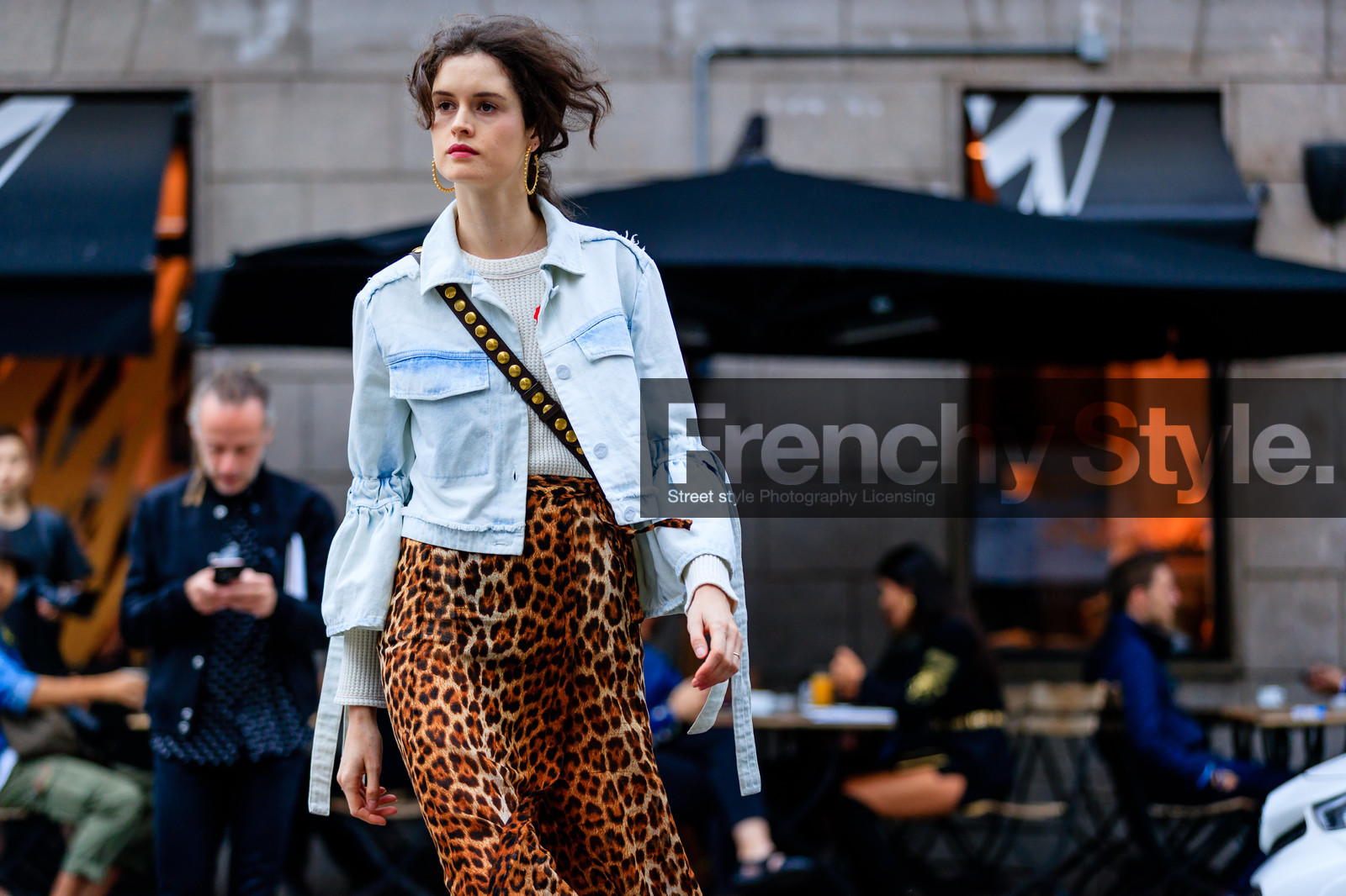 animal print, atmosphere details, blue denim, brown skirt, chloe hill, denim jacket, detail, fashion week, frenchystyle, FW, horizontal, jonathan paciullo, leopard print, MFW, MILAN, printed skirt, SPRING SUMMER 2017, SS 17, street style
