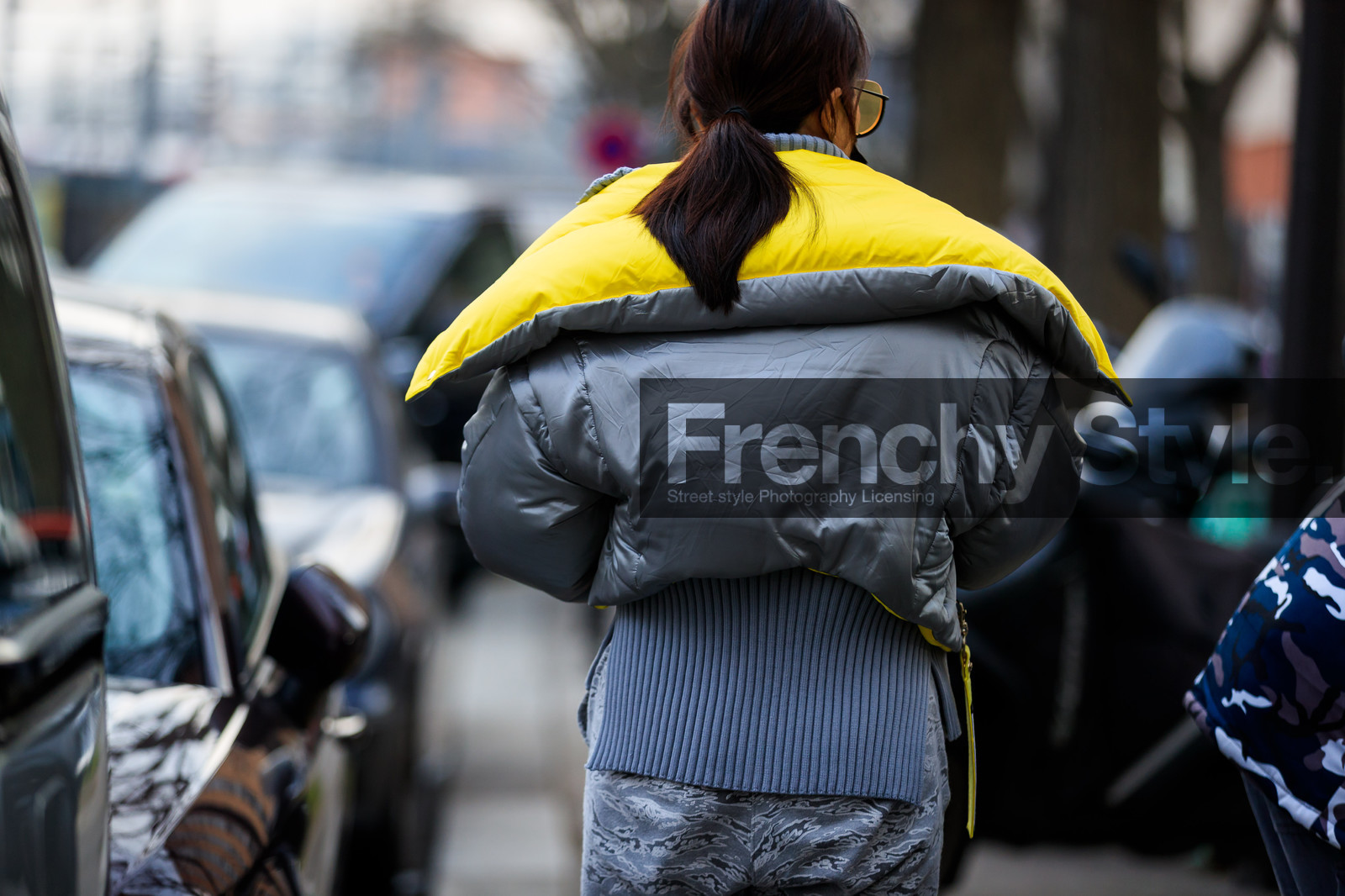 down jacket, graphic pants, grey jacket, grey pants, printed pants, sunglasses, trousers, yellow, fashion week, frenchystyle, FW, jonathan paciullo, street style, PFW, PARIS, AUTUMN WINTER 2018-2019, FALL WINTER 2018-2019, FW 18-19, horizontal, atmosphere details