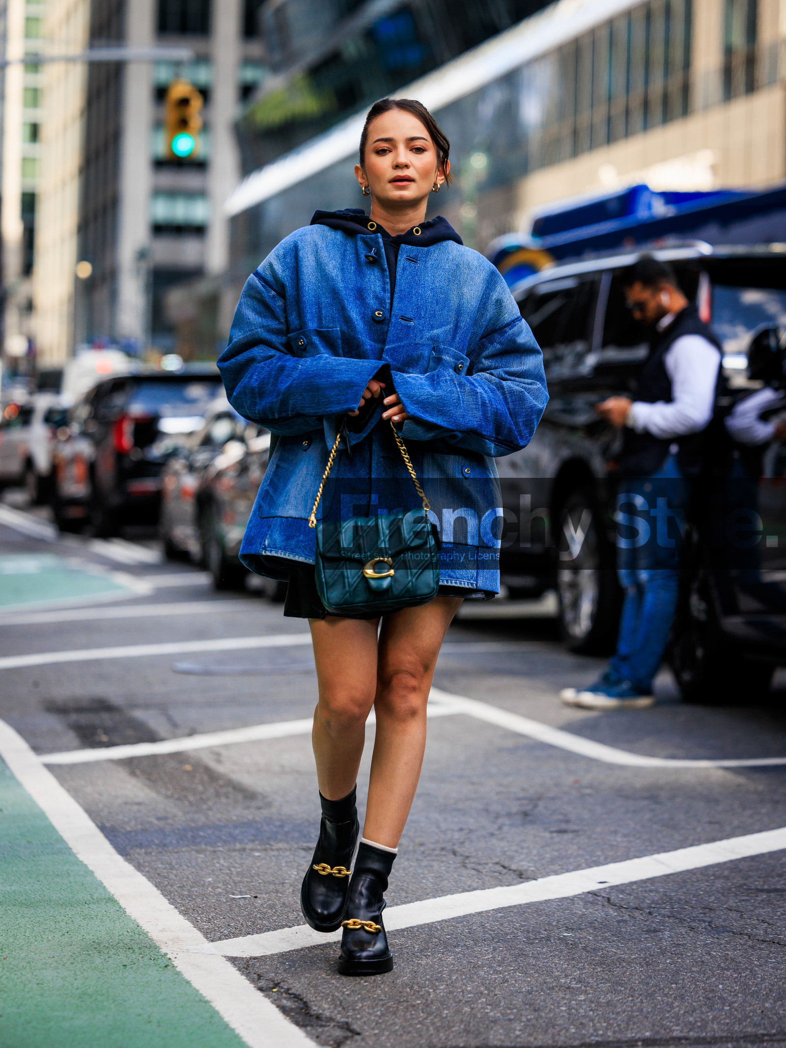 2409NY0736.jpg