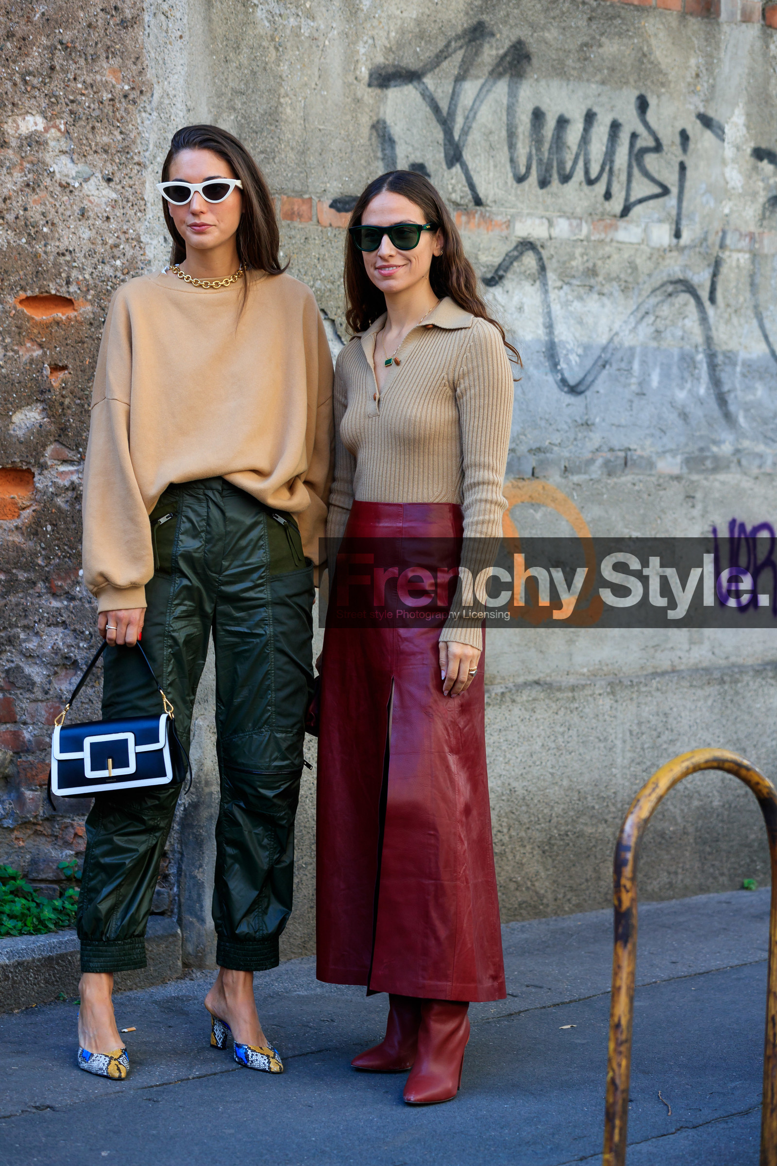 diletta bonaiuti, erika boldrin, animal print shoes, beige pullover, beige sweatshirt, black leather bag, blue slippers, burgundy skirt, celine sunglasses, chain necklace, golden necklace, hand bag, high boots, kaki pants, kitten heels slippers, leather skirt, long skirt, loose sweatshirt, low necked pullover, multi pocket pants, split skirt, wandler bag, white sunglasses, yellow slippers, fashion week, frenchystyle, FW, jonathan paciullo, street style, vertical, full length, MFW, MILAN, SPRING SUMMER 2020, SS 20