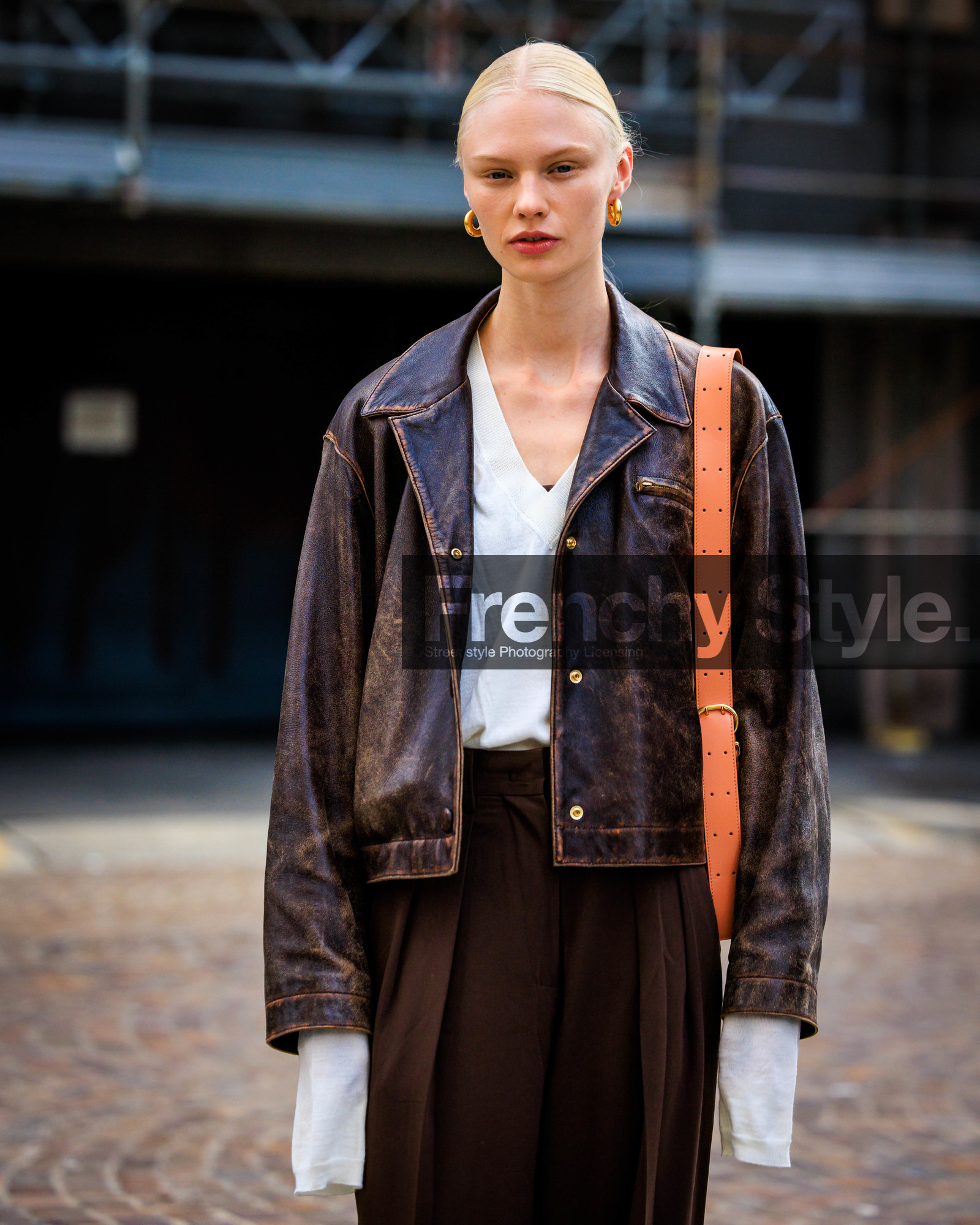 street style, jonathan paciullo, FW, fashion week, frenchystyle, MFW, MILAN, SPRING SUMMER 2024, SS 24, vertical, atmosphere details, detail