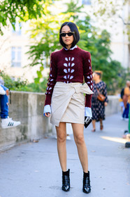 beige skirt, black boots, bordeaux, burgundy, fashion week, frenchystyle, full length, FW, high heels, jonathan paciullo, leather shoes, PARIS, PFW, red sweater, SPRING SUMMER 2017, SS 17, street style, sunglasses, vertical, yoyo cao