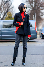 AUTUMN WINTER 2017-2018, AW 17-18, black boots, black denim, black jacket, black shoes, blazer, denim pants, FALL WINTER 2017-2018, fashion week, frenchystyle, full length, FW, FW 17-18, high heels, jeans, jonathan paciullo, leather shoes, MFW, MILAN, red bag, red sweater, street style, sunglasses, trousers, varnished leather shoes, vertical, yoyo cao