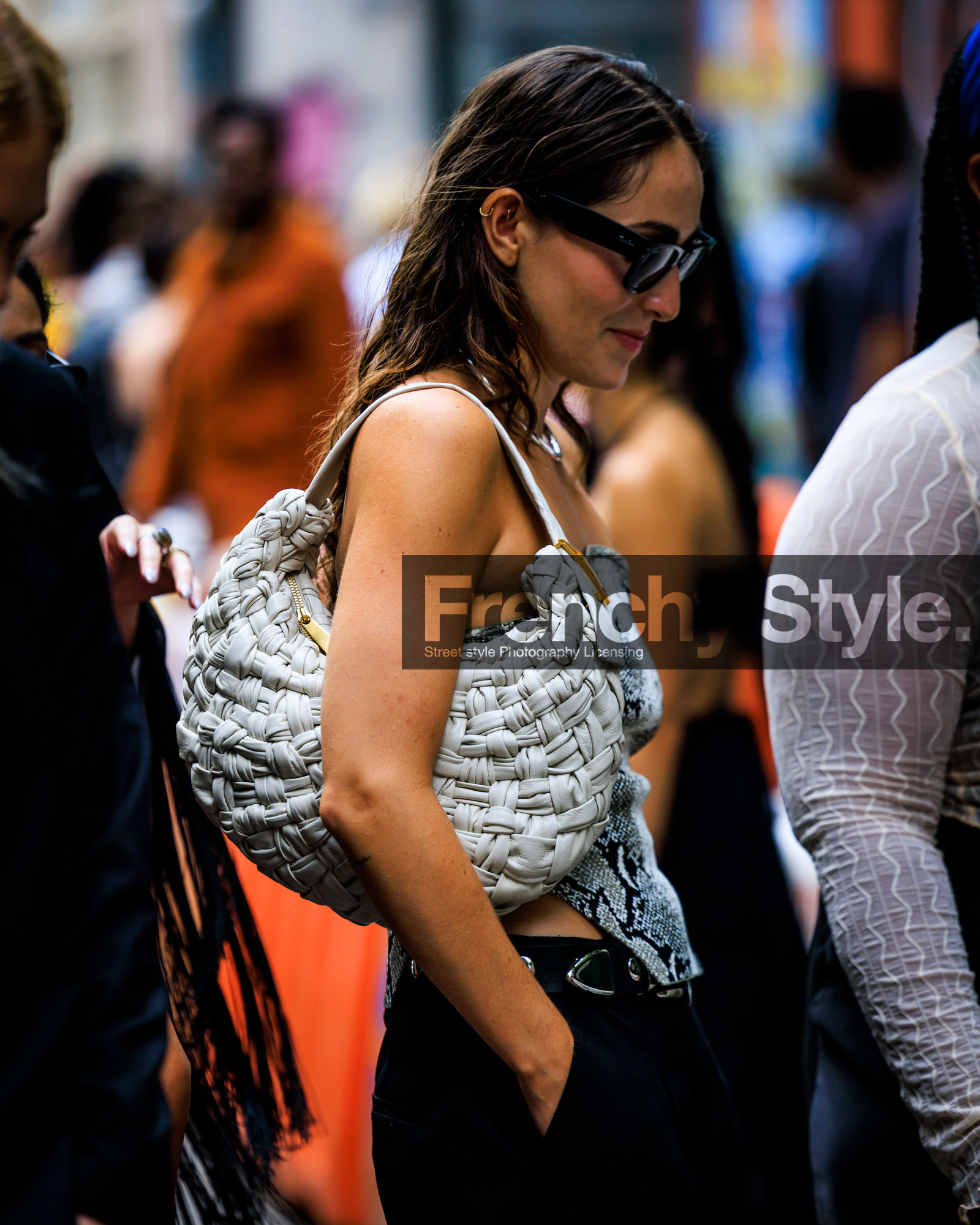 jonathan paciullo, FW, frenchystyle, fashion week, street style, vertical, detail, atmosphere details, NEW YORK, NYFW, SPRING SUMMER 2024, SS 24