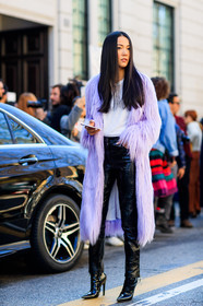 AUTUMN WINTER 2017-2018, AW 17-18, black boots, black pants, black shoes, FALL WINTER 2017-2018, fashion week, frenchystyle, full length, Fur coat, FW, FW 17-18, jonathan paciullo, leather pants, leather shoes, MFW, MILAN, purple coat, purple fur, street style, trousers, vertical, white t shirt, yoyo cao