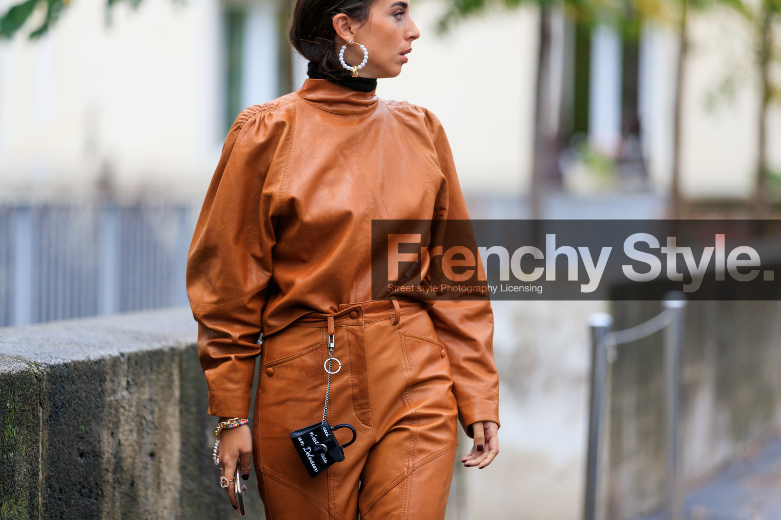 pearl earrings, hoop earrings, dangling earrings, camel leather pants, camel leather top, high collar top, balloon sleeves, delvaux bag, belt bag, mini bag, letter printed bag, close up detail, fashion week, frenchystyle, FW, jonathan paciullo, street style, SPRING SUMMER 2020, SS 20, PFW, PARIS, horizontal, atmosphere details, detail