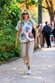 aemilia madden, light beige pants, cropped pants, white shirt, short sleeves shirt, embroidered shirt, patchwork shirt, floral printed shirt, PARIS, PFW, SPRING SUMMER 2020, SS 20, fashion week, frenchystyle, FW, jonathan paciullo, street style, vertical, full length