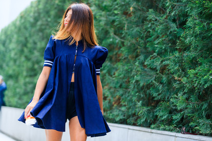 atmosphere details, black shorts, blue dress, blue shirt, detail, fashion week, frenchystyle, FW, horizontal, jonathan paciullo, MFW, MILAN, shirt dress, SPRING SUMMER 2017, SS 17, street style