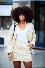 denim, white jacket, white shirt, white skirt, white t-shirt, white total look, mini skirt, denim shirt, denim skirt, denim jacket, denim total look, fashion week, frenchystyle, FW, jonathan paciullo, street style, PFW, PARIS, SPRING SUMMER 2021, SS 21, vertical, atmosphere details, detail