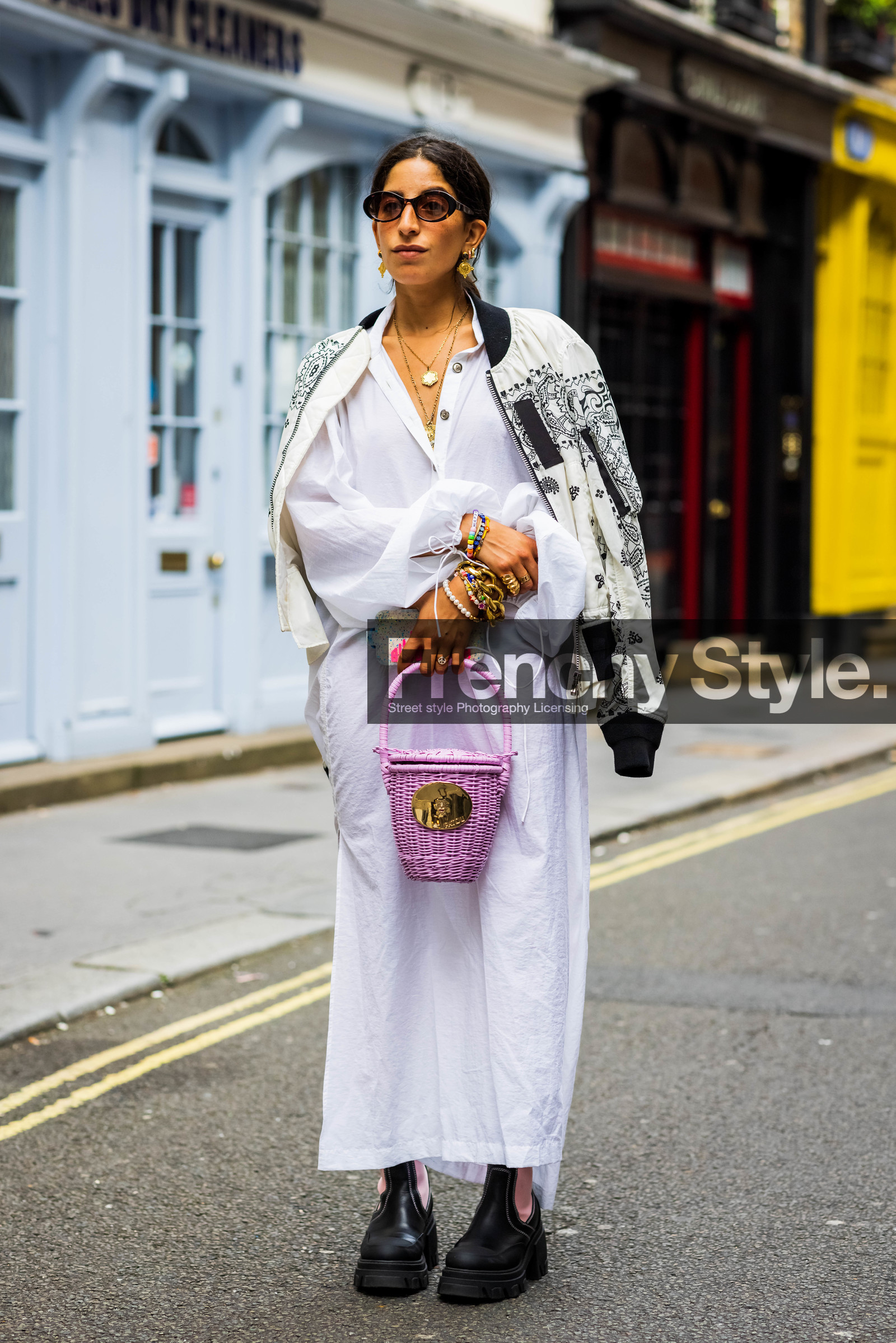 Selma Kaci, pink, long dress, boots, sunglasses, bomber jacket, white, black, fashion week, frenchystyle, FW, jonathan paciullo, street style, SS 22, SPRING SUMMER 2022, LFW, LONDON, vertical, full length