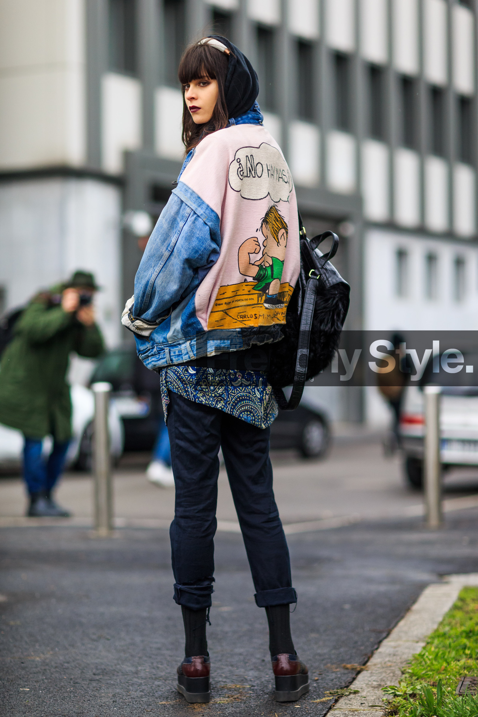AUTUMN WINTER 2016-2017, AW 16-17, black bag, black denim, black sweater, blue denim, blue shirt, cartoon, dark lips, denim jacket, denim pants, derbies, drawings, embroidered jacket, FALL WINTER 2016-2017, fashion week, frenchystyle, full length, FW, FW 16-17, headphones, hoodie, jeans, jonathan paciullo, leather backpack, leather shoes, LFW, LONDON, long hair, MENSWEAR, model, paisley, printed shirt, street style, trousers, vertical