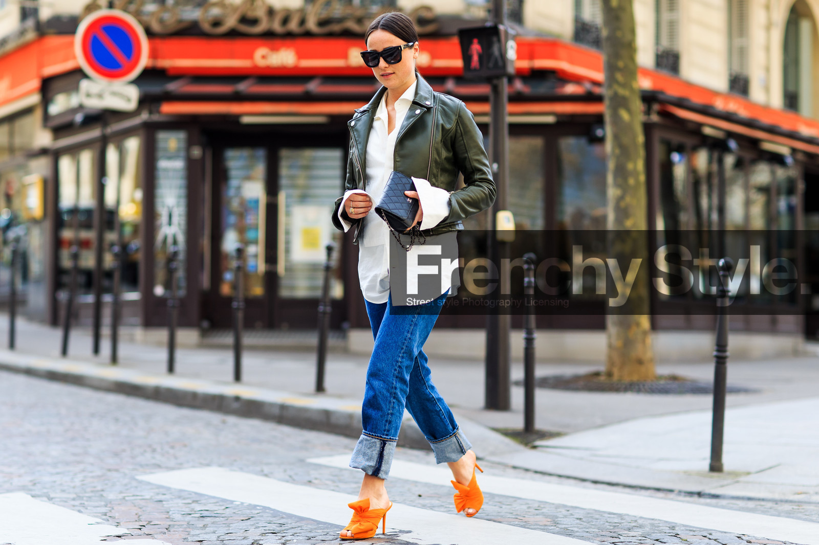 atmosphere details, AUTUMN WINTER 2016-2017, AW 16-17, black bag, black jacket, black perfecto, blue denim, chanel, denim pants, FALL WINTER 2016-2017, fashion week, frenchystyle, full length, FW, FW 16-17, high heels, horizontal, jeans, jonathan paciullo, leather bag, leather jacket, leather perfecto, mini bag, mules, orange sandals, PARIS, PFW, street style, suede shoes, sunglasses, trousers, white shirt