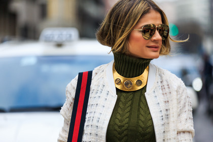 atmosphere details, AUTUMN WINTER 2016-2017, aviator sunglasses, AW 16-17, detail, embroidered jacket, FALL WINTER 2016-2017, fashion week, frenchystyle, FW, FW 16-17, golden jewelry, green sweater, green turtleneck, gucci, horizontal, jonathan paciullo, LFW, LONDON, MENSWEAR, necklace, street style, sunglasses, thassia naves, tucked in, white jacket