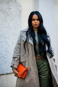 orange handbag, leather handbag, pocket trench coat, grey trench, classic trench coat, green pants, long black hair, close up, street style, jonathan paciullo, FW, frenchystyle, fashion week, MFW, MILAN, FALL WINTER 2022_2023, AUTUMN WINTER 2022-2023, FW 22-23, vertical, atmosphere details