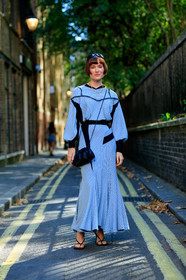 golden necklace, striped dress, long sleeves dress, light blue dress, black bag, mini bag, satin bag, christian dior ring, golden bracelet, black sandals, nude shoes, black sunglasses, sunglasses, fashion week, frenchystyle, FW, jonathan paciullo, street style, vertical, full length