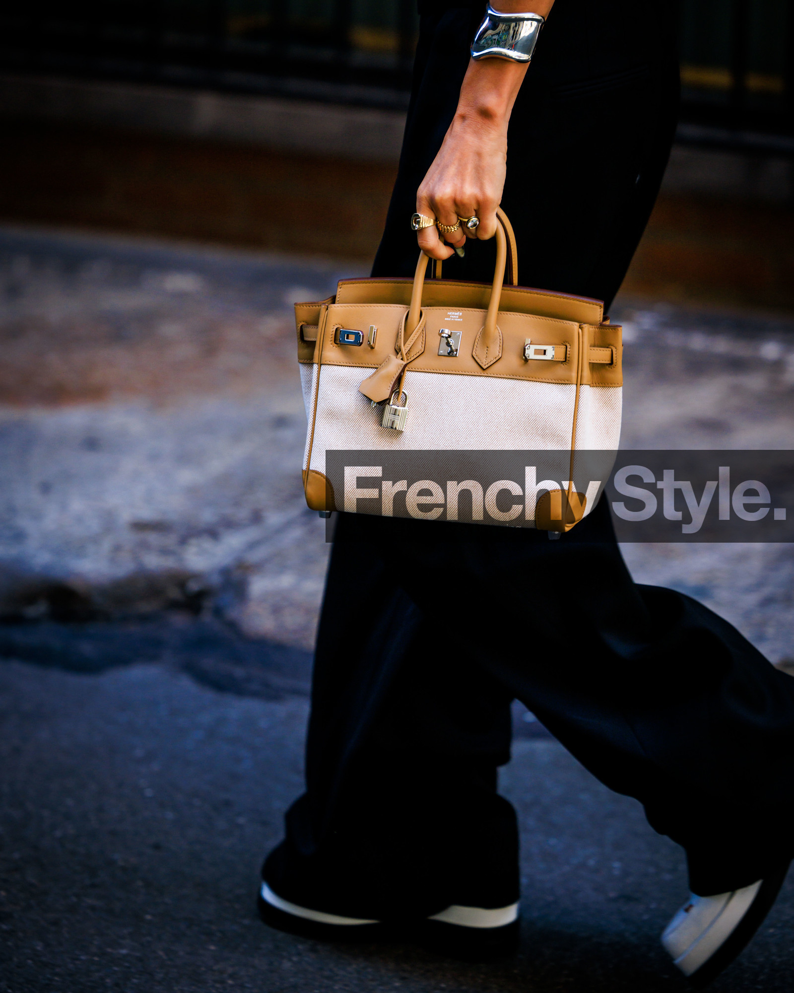jonathan paciullo, FW, frenchystyle, fashion week, street style, vertical, detail, atmosphere details, NEW YORK, NYFW, SPRING SUMMER 2024, SS 24
