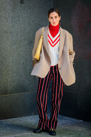 gala gonzalez, beige jacket, white pullover, red pullover, low necked pullover, turtleneck pullover, striped pullover, striped pants, red pants, black pants, yellow leather bag, shoulder bag, fashion week, frenchystyle, FW, jonathan paciullo, street style, NYFW, NEW YORK, AUTUMN WINTER 2020-2021, FALL WINTER 2020-2021, FW 20-21, vertical, full length