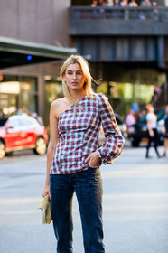 atmosphere details, beige bag, black denim, camille charriere, checked top, denim pants, detail, fashion week, frenchystyle, FW, graphic top, jeans, jonathan paciullo, leather bag, NEW YORK, NYFW, plaid, printed top, SPRING SUMMER 2018, SS 18, street style, tartan, trousers, vertical