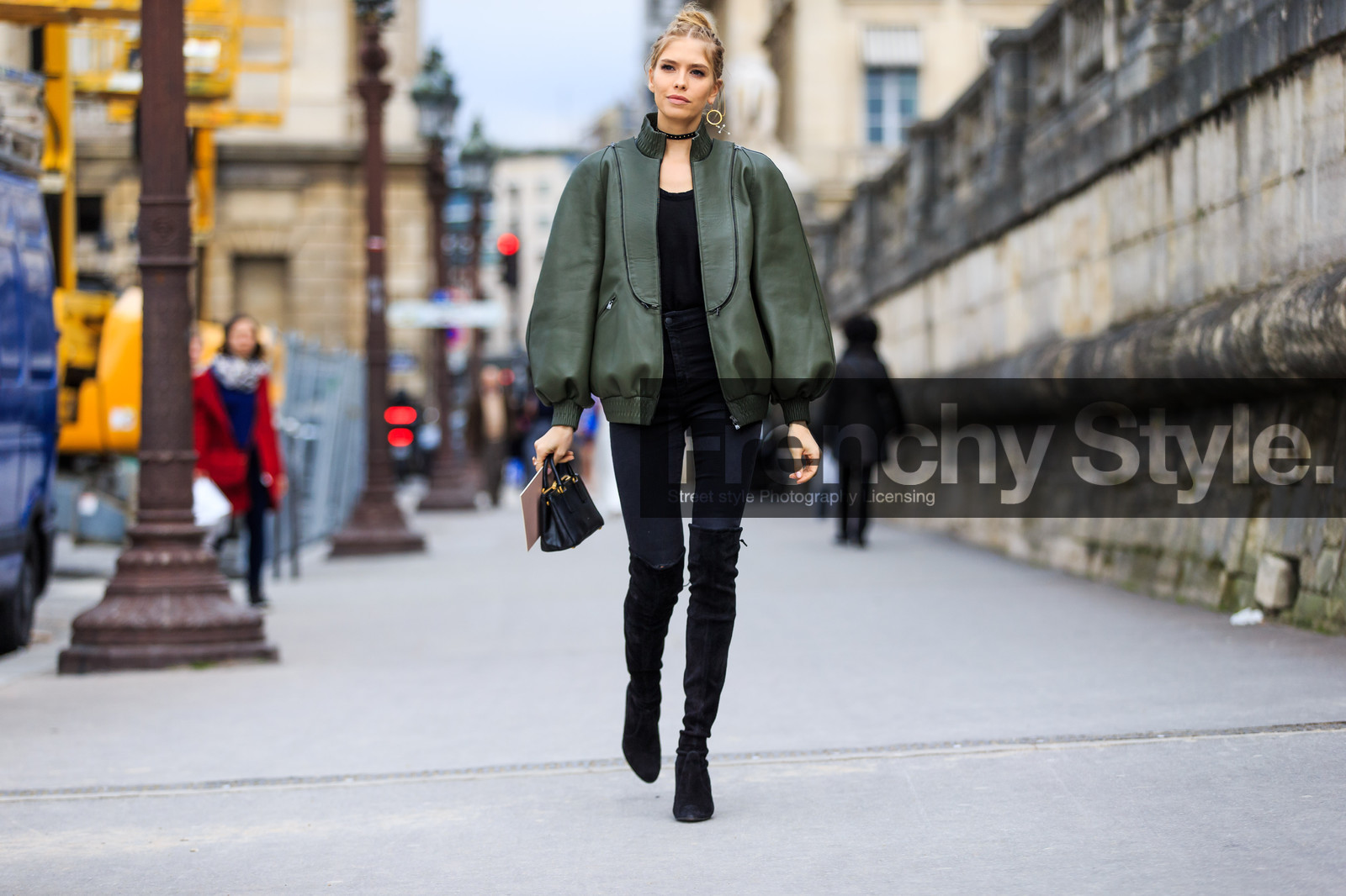 atmosphere details, AUTUMN WINTER 2016-2017, AW 16-17, black bag, black boots, black denim, braids, choker, denim pants, elena perminova, FALL WINTER 2016-2017, fashion week, frenchystyle, full length, FW, FW 16-17, green jacket, horizontal, jeans, jonathan paciullo, kaki jacket, leather bag, leather jacket, necklace, oversize, PARIS, PFW, street style, suede shoes, trousers