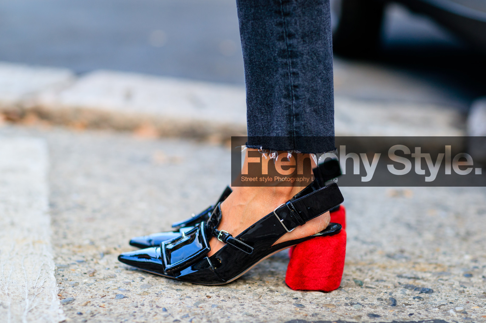 atmosphere details, black shoes, detail, fashion week, frenchystyle, FW, high heels, horizontal, jonathan paciullo, leather shoes, MFW, MILAN, SPRING SUMMER 2017, SS 17, street style, varnished leather shoes