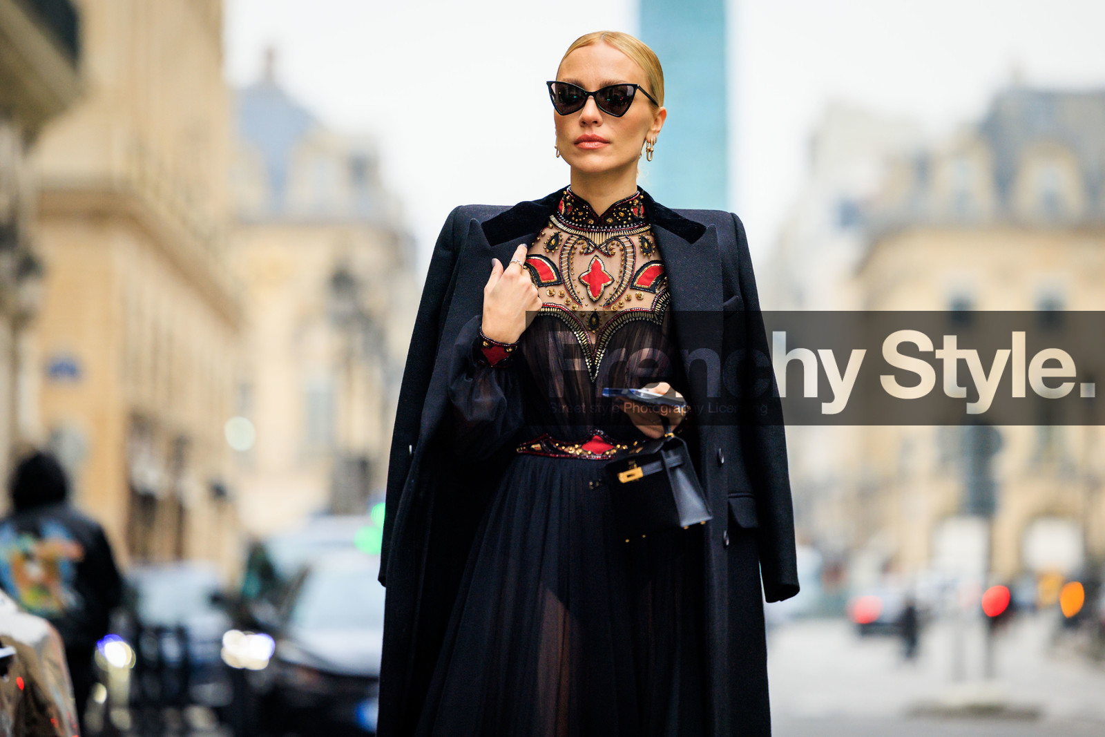 hermes bag, mini bag, black handbag, black sunglasses, black dress, embroidered dress, red embroideries, black tulle, golden earring, fashion week, frenchystyle, FW, jonathan paciullo, street style, PARIS, PFW, SPRING SUMMER 2022, SS 22, atmosphere details, detail, horizontal