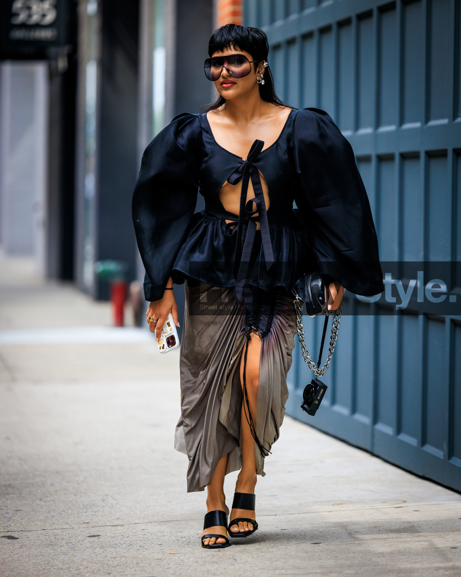 jonathan paciullo, FW, frenchystyle, fashion week, street style, vertical, detail, atmosphere details, NYFW, NEW YORK, SPRING SUMMER 2024, SS 24