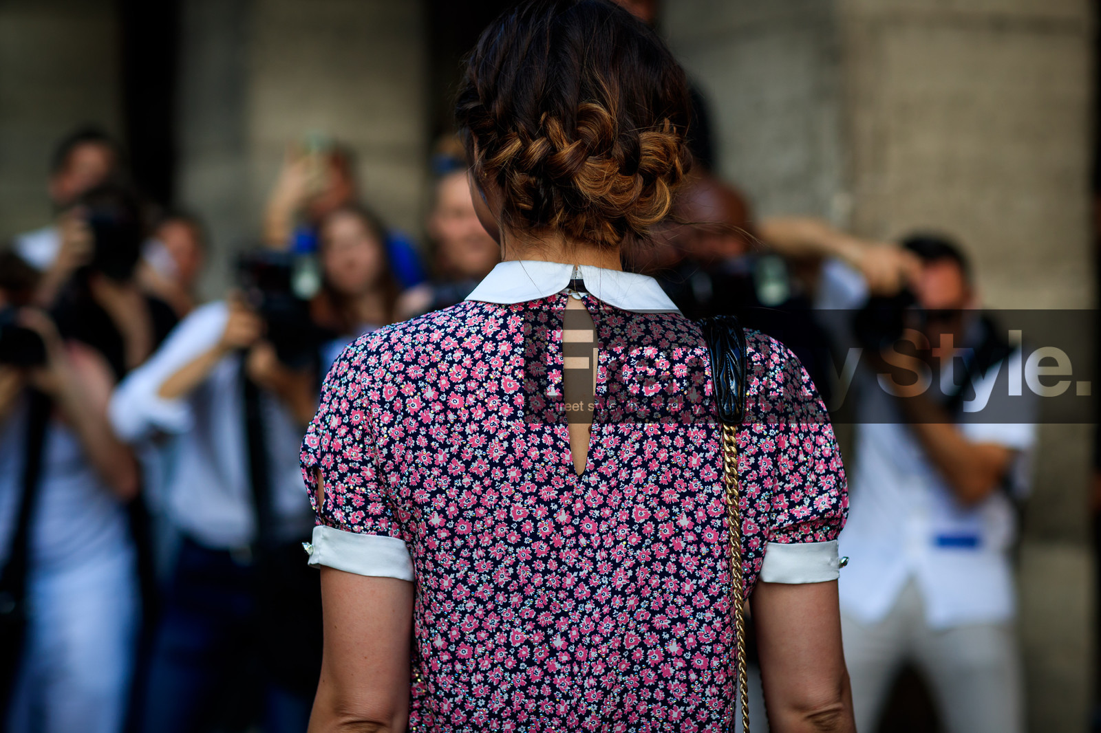 black bag, braids, floral, flowers, graphic dress, leather bag, miu miu, pink dress, printed dress, fashion week, frenchystyle, FW, jonathan paciullo, street style, PFW, PARIS, atmosphere details, horizontal, detail, AUTUMN WINTER 2018-2019, FALL WINTER 2018-2019, FW 18-19