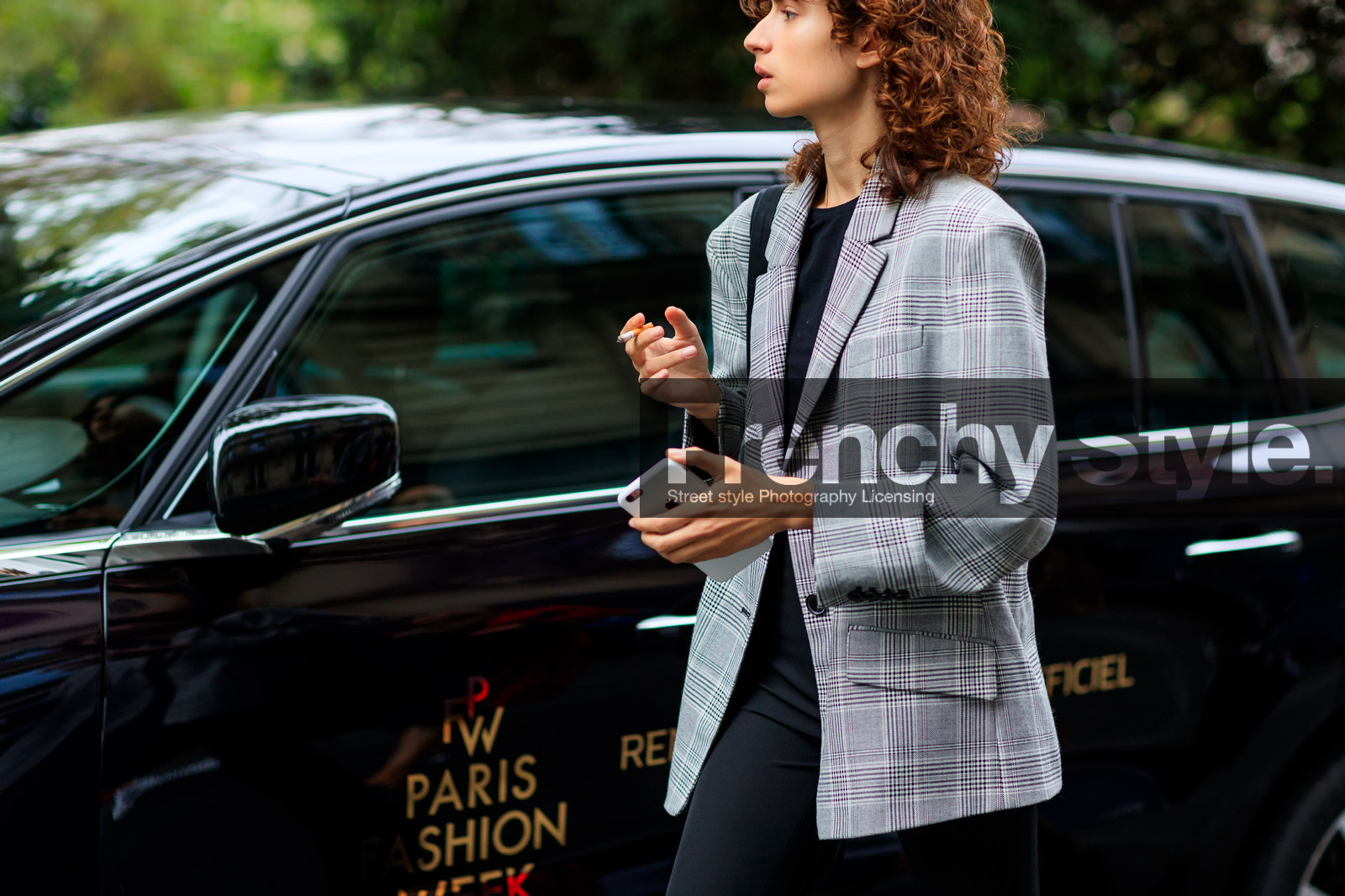 atmosphere details, blazer, checked jacket, curly hair, detail, fashion week, frenchystyle, FW, graphic jacket, grey jacket, horizontal, jonathan paciullo, PARIS, PFW, plaid, printed jacket, SPRING SUMMER 2018, SS 18, street style, trousers, model