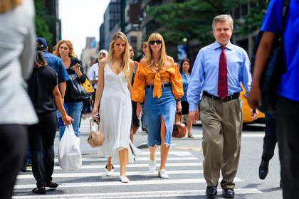 atmosphere details, beige bag, blue denim, brown bag, cropped top, céline, denim skirt, fashion week, frenchystyle, full length, FW, graphic dress, high heels, horizontal, jonathan paciullo, leather bag, leather shoes, lisa aiken, necklace, NEW YORK, NYFW, orange shirt, printed dress, SPRING SUMMER 2018, SS 18, street style, striped dress, sunglasses, white dress, white shoes