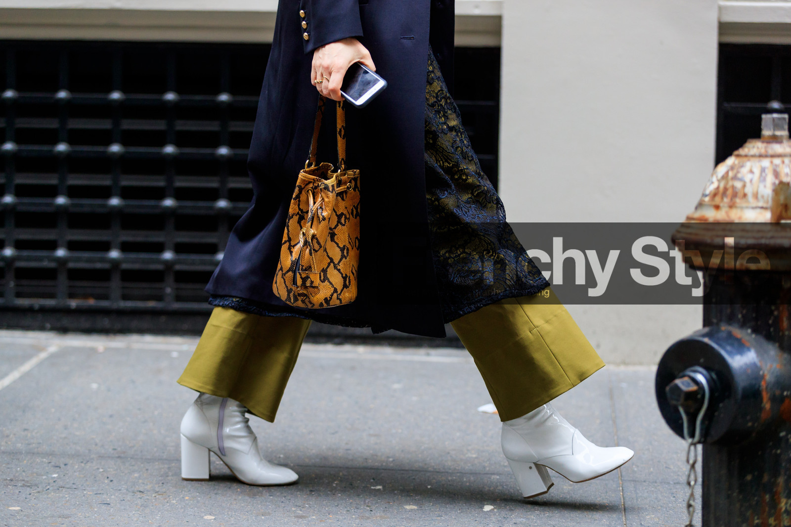 black coat, black dress, brown bag, graphic bag, green pants, high heels, lace, lace dress, leather bag, leather shoes, printed bag, trousers, white shoes, street style, jonathan paciullo, FW, frenchystyle, fashion week, NYFW, NEW YORK, AUTUMN WINTER 2018-2019, AW 18-19, FALL WINTER 2018-2019, FW 18-19, atmosphere details, horizontal, detail