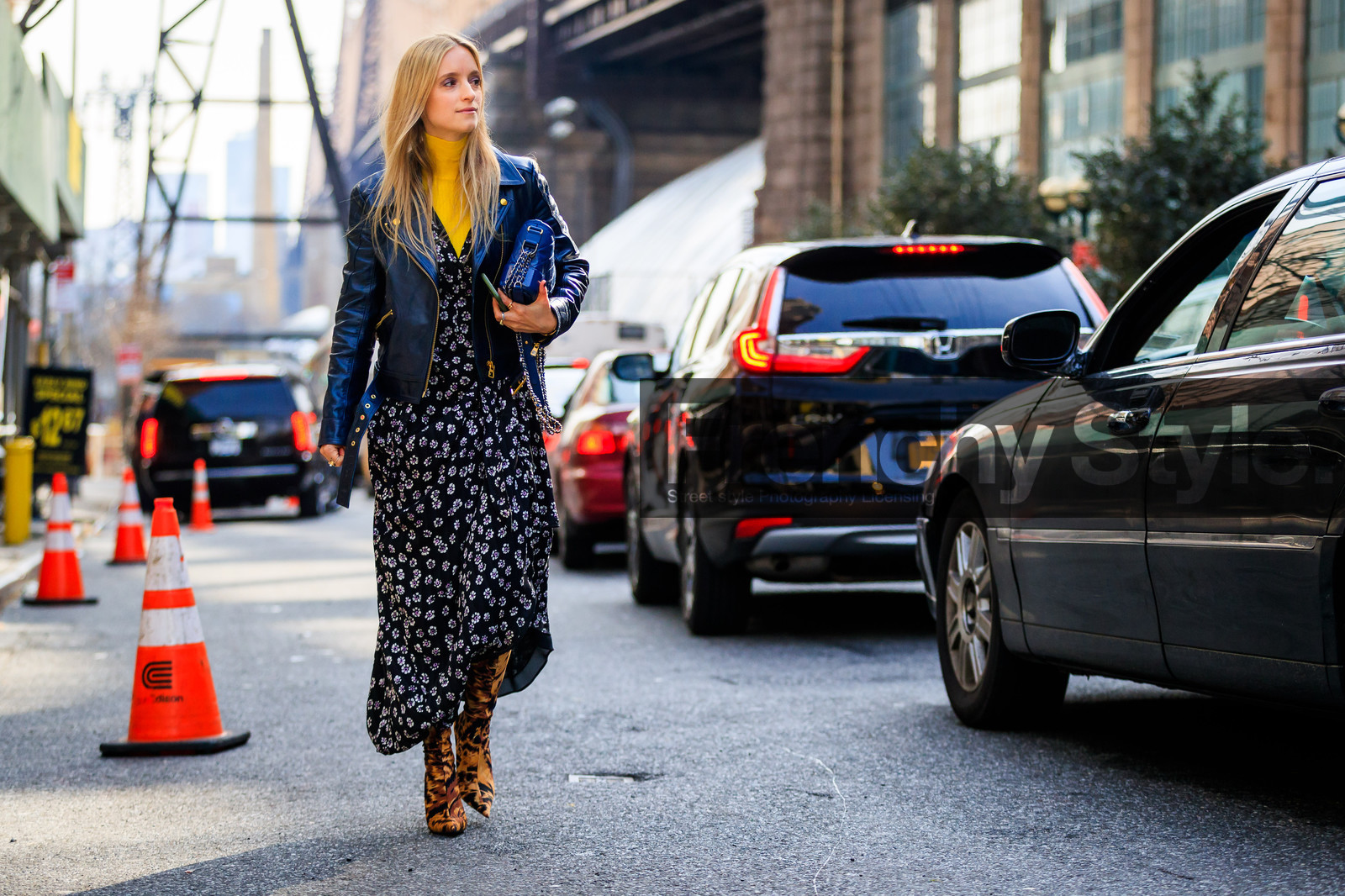 black bag, black dress, black jacket, black perfecto, blue bag, brown boots, graphic dress, high boots, high heels, leather bag, leather jacket, leather perfecto, leather shoes, printed dress, yellow sweater, street style, jonathan paciullo, FW, frenchystyle, fashion week, NYFW, NEW YORK, AUTUMN WINTER 2018-2019, AW 18-19, FALL WINTER 2018-2019, FW 18-19, atmosphere details, horizontal, full length, Charlotte Groeneveld