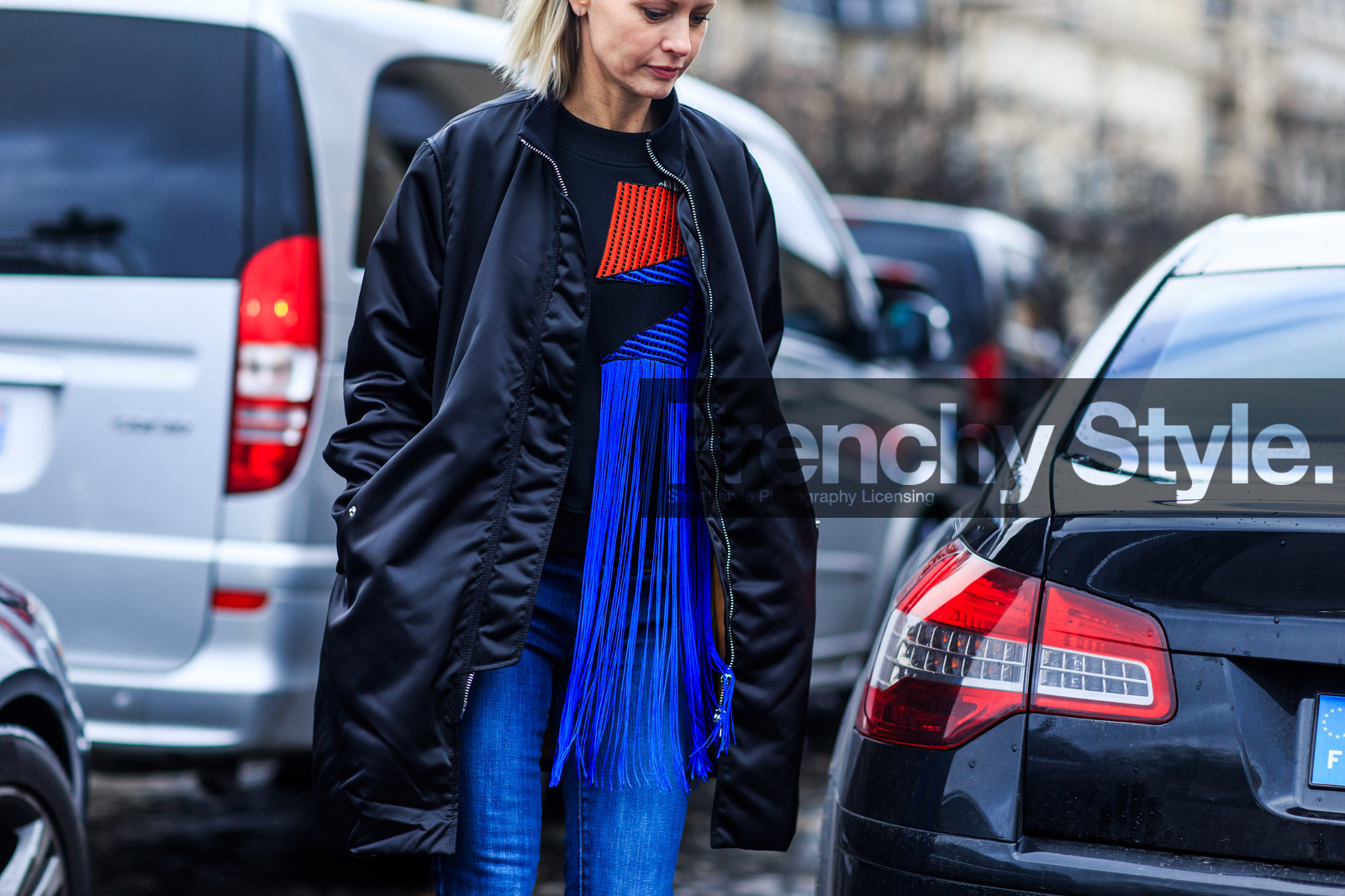 atmosphere details, AUTUMN WINTER 2016-2017, AW 16-17, blue denim, denim pants, detail, FALL WINTER 2016-2017, fashion week, frenchystyle, FW, FW 16-17, horizontal, jeans, jonathan paciullo, PARIS, PFW, street style, trousers