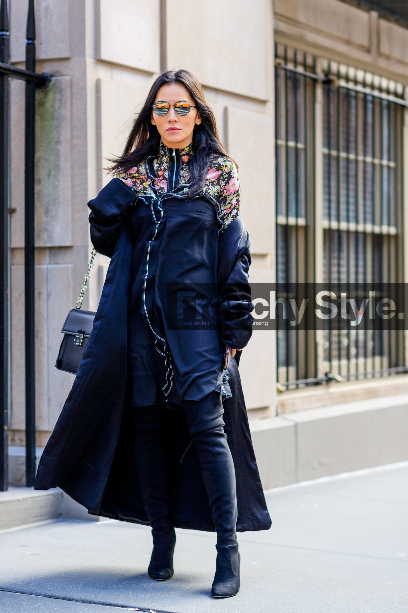 AUTUMN WINTER 2017-2018, AW 17-18, black bag, black coat, black dress, black shoes, FALL WINTER 2017-2018, fashion week, floral, flower, frenchystyle, full length, FW, FW 17-18, high heels, jonathan paciullo, leather bag, leather shoes, NEW YORK, NYFW, street style, sunglasses, tina leung, tone on tone, total look black, vertical, zip