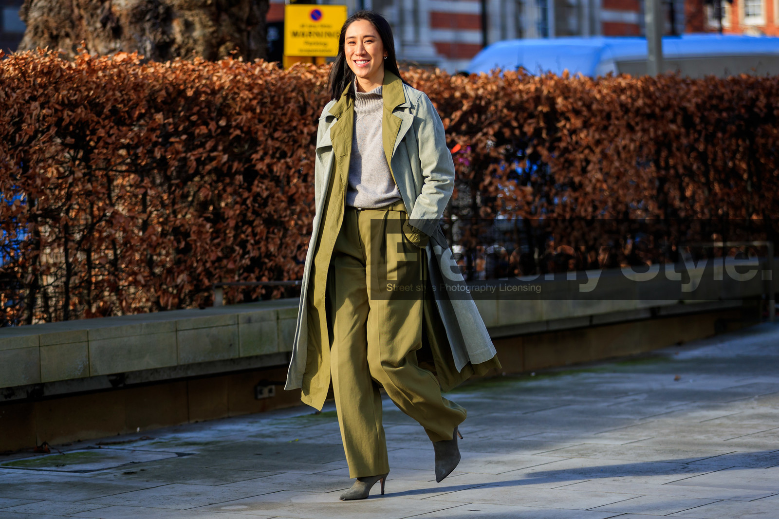 beige sweater, eva chen, green jacket, green pants, green suit, grey boots, grey coat, high heels, leather shoes, trousers, LONDON, LFW, fashion week, frenchystyle, FW, jonathan paciullo, street style, AUTUMN WINTER 2019-2020, AW 19-20, FW 19-20, FALL WINTER 2019-2020, horizontal, atmosphere details, full length