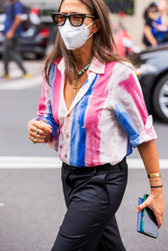 black pants, black sunglasses, blue shirt, facial mask, gold bracelet, jewelry, necklace, pants, pink shirt, print, printed shirt, rings, shirt, sunglasses, fashion week, frenchystyle, FW, jonathan paciullo, street style, SPRING SUMMER 2022, SS 22, MFW, MILAN, vertical, atmosphere details