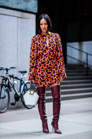bordeaux, burgundy, danse lente, fashion week, frenchystyle, full length, FW, graphic bag, graphic dress, high boots, high heels, jonathan paciullo, leather bag, leather shoes, NEW YORK, NYFW, printed dress, red boots, red dress, SPRING SUMMER 2018, SS 18, street style, Tiffany Hsu, vertical, white bag